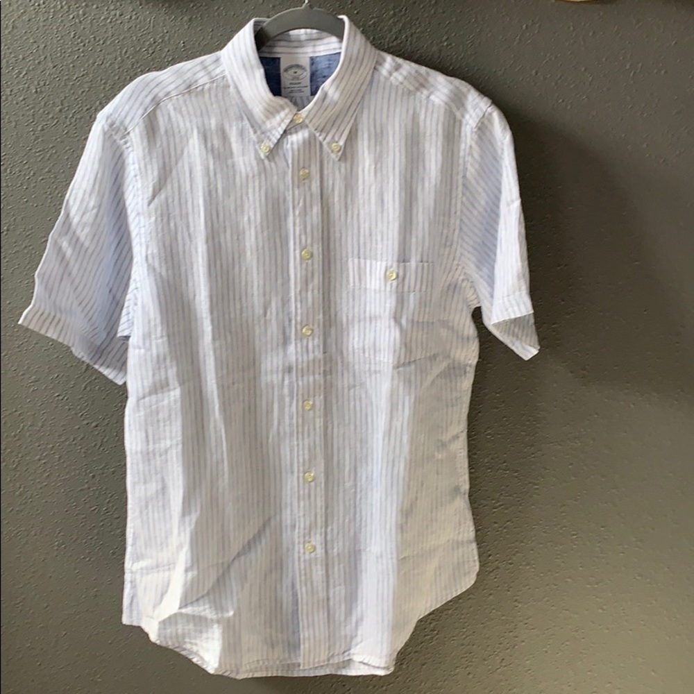 Men’s linen shirt — great for women too